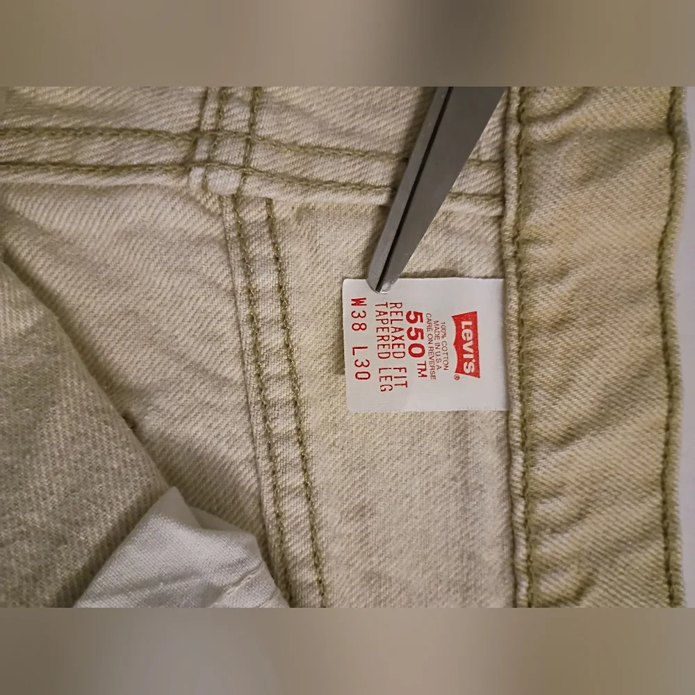VTG Levi's Men's 550 Straight Jeans in Tan 1995 Sz‎ 38 L 30